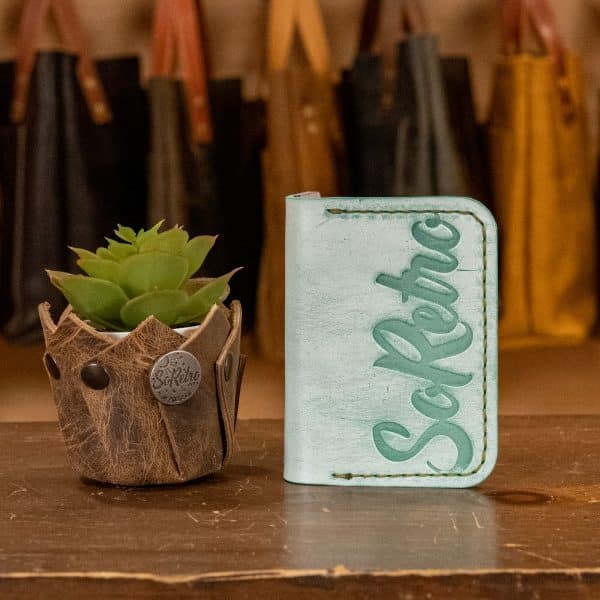 SoRetro Verdura FYG Fold Card Wallet – Crema di Menta and Caramelle All'uva - Sage Stitching