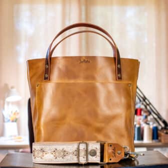 SoRetro Especial Reservo Perfect FYG Leather Crossbody Tote – Golden Oak with Salt Flats on Dune Cotton Webbing – Bronze Hardware