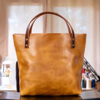 Alternative view of SoRetro Especial Reservo Perfect FYG Leather Crossbody Tote – Golden Oak with Salt Flats on Dune Cotton Webbing – Bronze Hardware