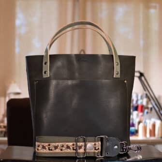 SoRetro Especial Reservo Perfect FYG Leather Crossbody Tote – Holy Moldy Guacamole with Limited Cedar Rose on Dark Olive Cotton Webbing – Gunmetal Hardware