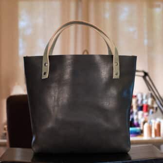 Alternative view of SoRetro Especial Reservo Perfect FYG Leather Crossbody Tote – Holy Moldy Guacamole with Limited Cedar Rose on Dark Olive Cotton Webbing – Gunmetal Hardware