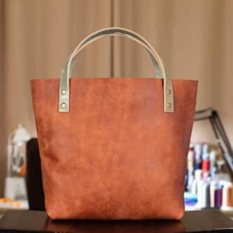 Alternative view of SoRetro Verdura Perfect FYG Leather Crossbody Tote – Birra Allo Zenzero with Limited Goldstripe Sage on Dune Cotton Webbing – Bronze Hardware