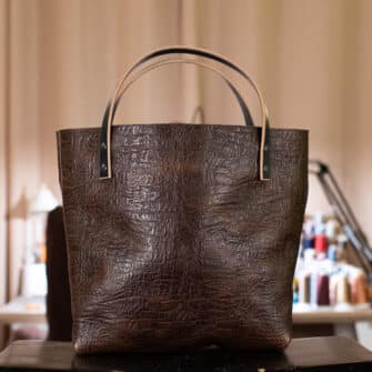 Alternative view of SoRetro Especial Reservo Perfect FYG Leather Crossbody Tote – Dutch Brownies with Limited Golden Swiss Snowflakes on Navy Cotton Webbing – Gunmetal Hardware