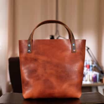 Alternative view of SoRetro Especial Mini+ FYG Leather Crossbody Tote – Crispy Gingerbro with Saugatuck Dunes on Dark Olive Cotton Webbing – Chromalusion Hardware