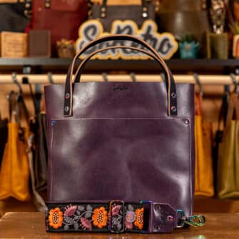 SoRetro Verdura Perfect FYG Leather Crossbody Tote – Infuso di Strega with Exclusivo Pepper Beach Autumn on Eggplant Cotton Webbing – Chromalusion Hardware