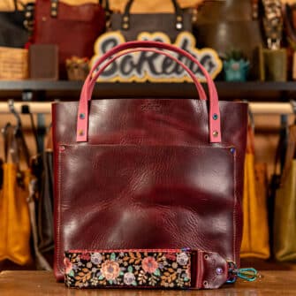 SoRetro Especial Perfect FYG Leather Crossbody Tote – Grammy's Cough Medicine with Exclusivo Tahitian Retrograde Dark on Wide Nubby Pinkbow Webbing – Chromalusion Hardware