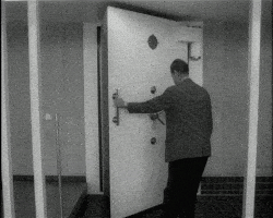 SoRetro Vault Surprise FYG - Leather Crossbody Tote