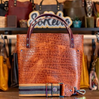 SoRetro Especial Perfect FYG Leather Crossbody Tote – Burning Playa with Limited Polesitter Byzantine on Sand Cotton Webbing – Chromalusion Hardware