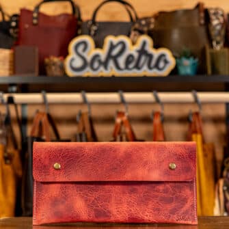 Alternative view of SoRetro Verdura FYG Crossbody Clutch - Moscato Rosa with Diamond Daze Rainbow - Bronze Hardware