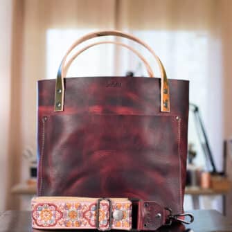 SoRetro Verdura Perfect FYG Leather Crossbody Tote – Peperoncino Arrosto with Exclusivo Mercado Merlot on Sand Cotton Webbing – Gunmetal Hardware