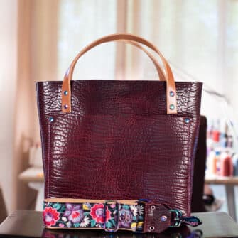 SoRetro Perfect FYG Leather Crossbody Tote – Thicc Boi Super Chunk Strawberry Jam with Exclusivo Red Gladiolus Madness on Simply SoRetro Sandstone Webbing – Chromalusion Hardware