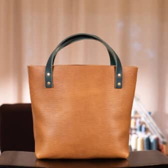 Alternative view of SoRetro Especial Reservo Mini+ FYG Leather Crossbody Tote – Paria Desert with Limited Pike Bay Paisley Morning on Sand Cotton Webbing – Bronze Hardware